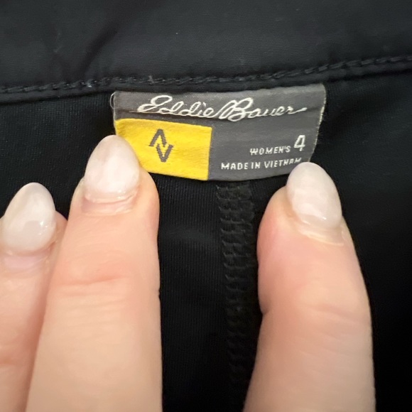 Eddie Bauer Black Adventurer 2.0 Skort Women’s Size 4 - Picture 5 of 11